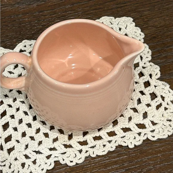 FIestaware - Fiesta Apricot Creamer and Sugar Bowl Set with Tray - Picture 6 of 13